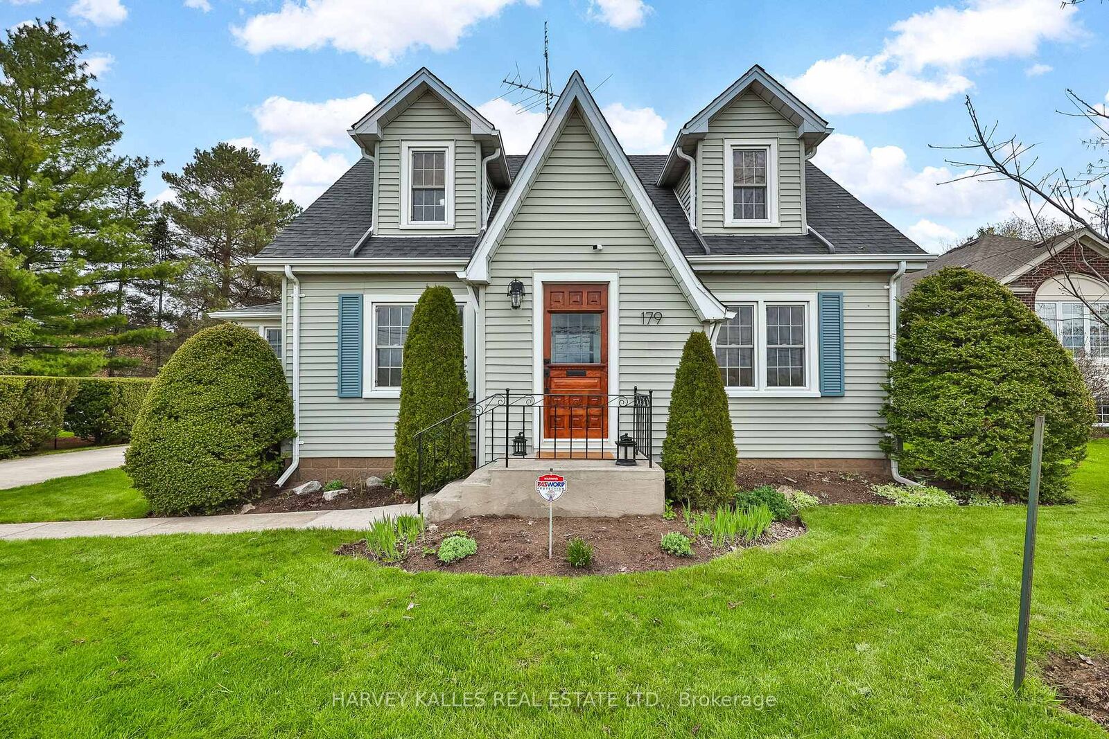 Property Photo: 179 Niagara Street ON L0S 1J0