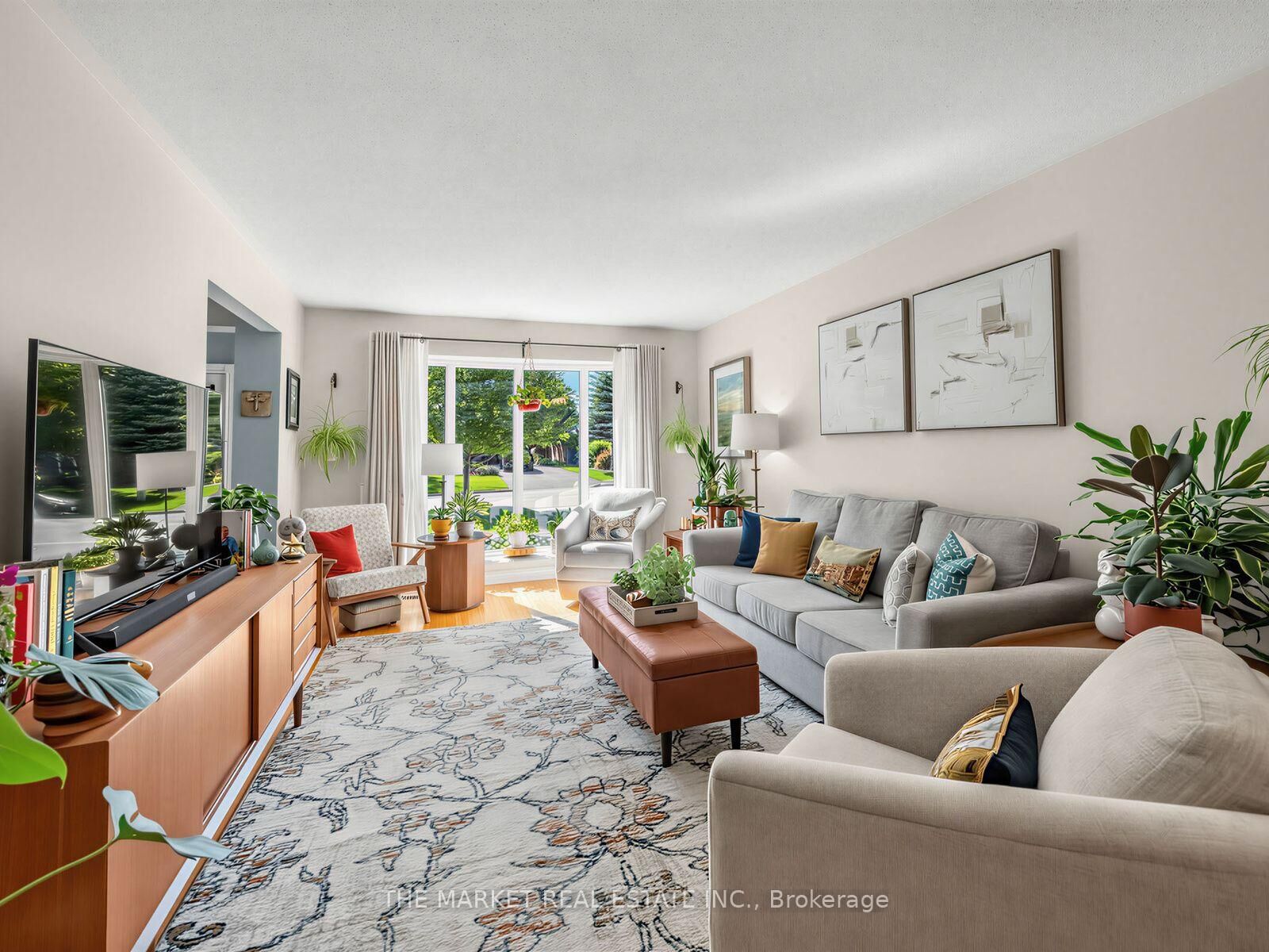 Property Photo: 1033 Franconia Drive ON L4Y 2L6