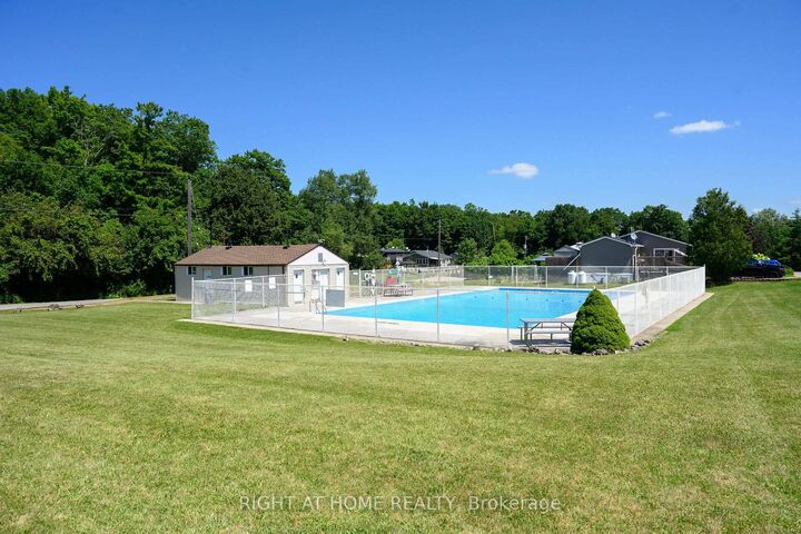 Property Photo:  4449 Milburough Line 5 Beech Street  ON L7P 0C5 