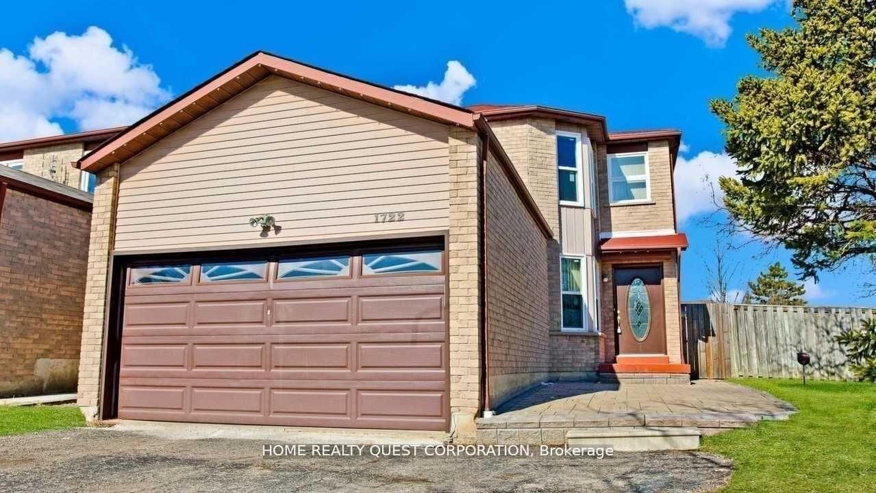 Property Photo: 1722 Princelea Place Room B ON L5M 3R4