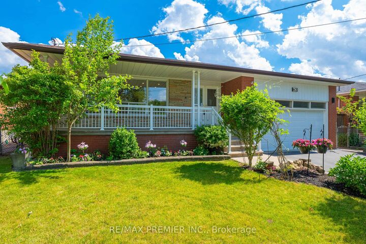 Property Photo: 62 Keegan Crescent ON M3J 1G2