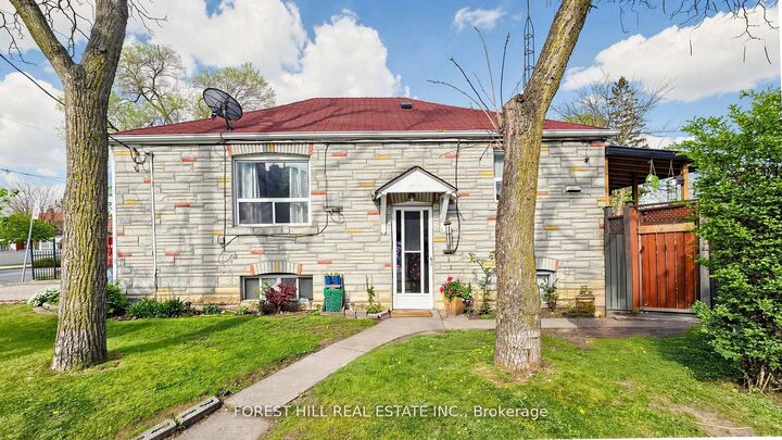 Property Photo: 2 Ellins Avenue ON M6N 2A1