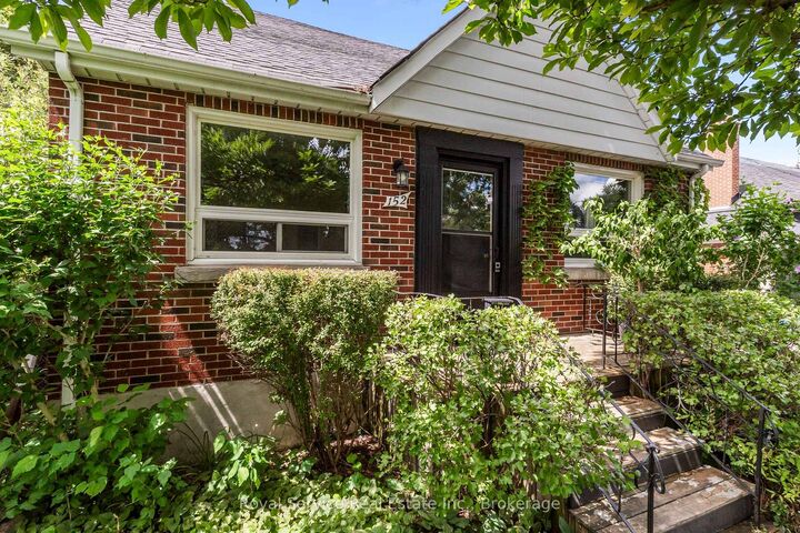 Property Photo: 152 Harmony Road S ON L1H 6T5