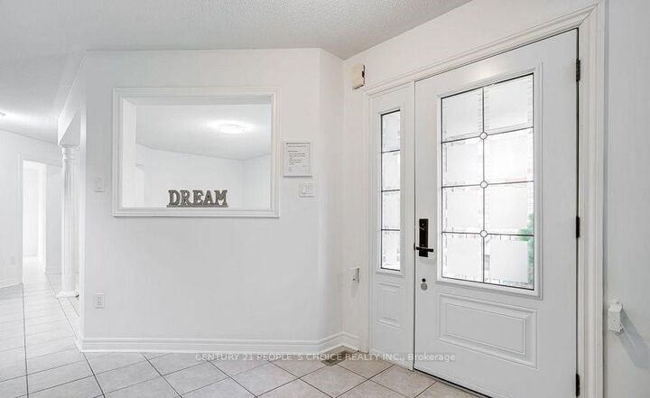 Property Photo:  3744 Althorpe Circle  ON L5N 7G4 