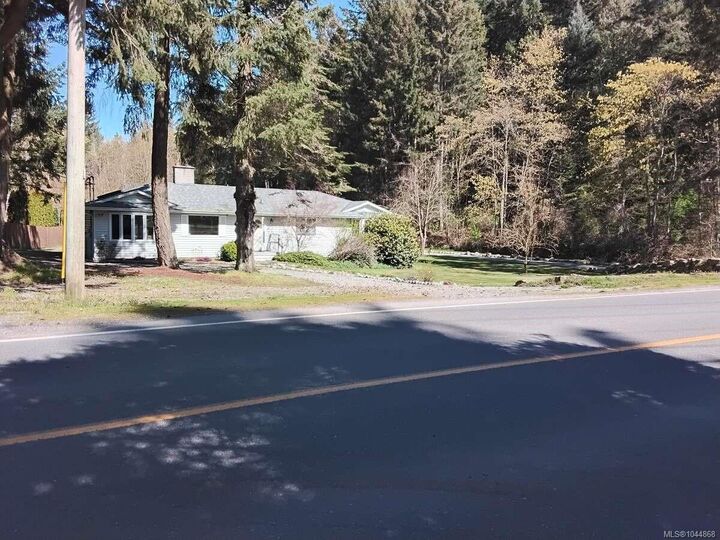 Property Photo: 4759 Yellow Point Rd BC V9G 1H2