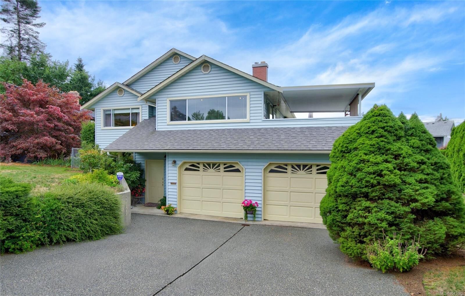 Property Photo: 356 Rees Rd BC V9N 6B9