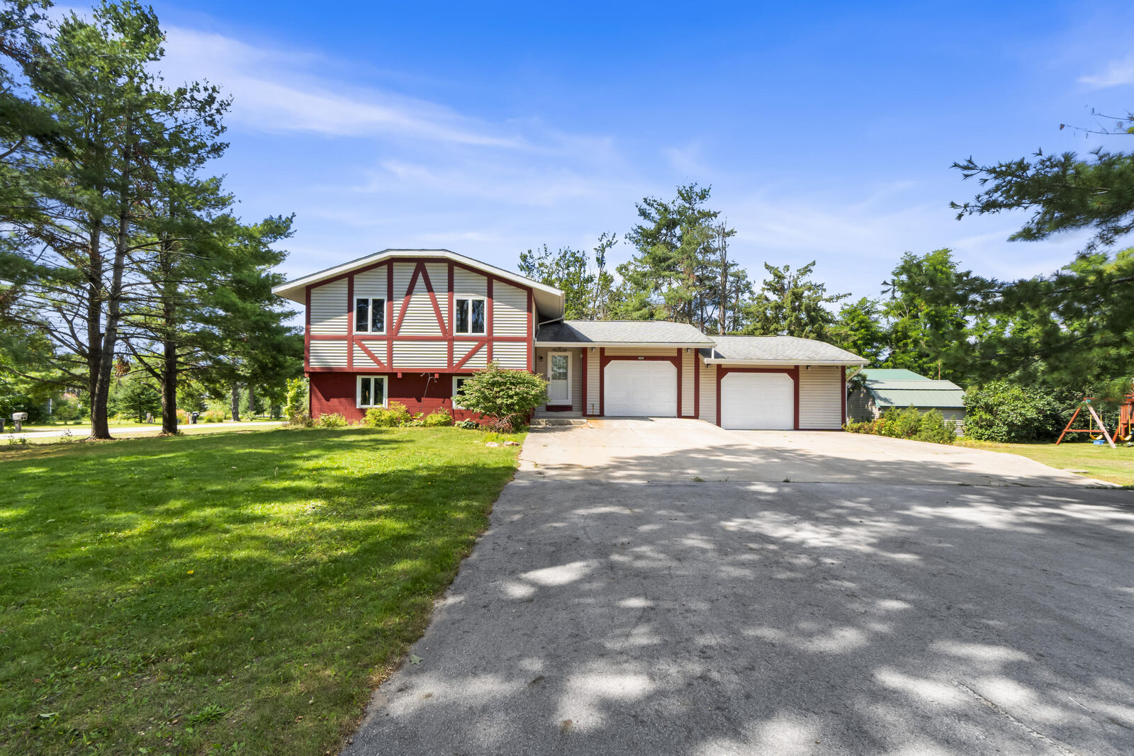 Property Photo:  4038 Twin Oak Road  MI 49735 
