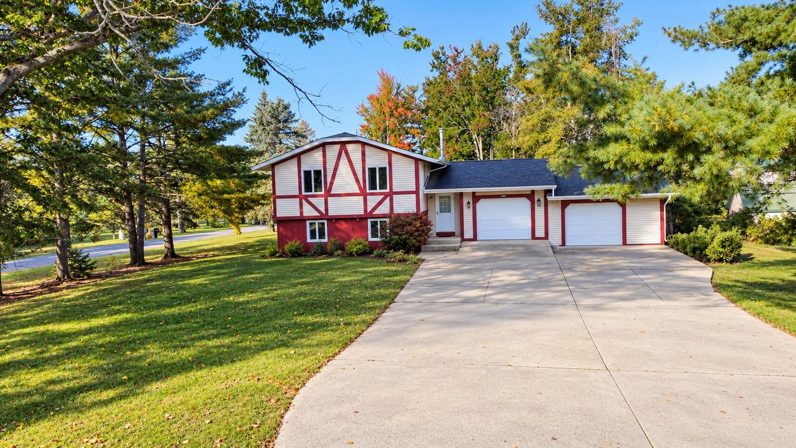 Property Photo:  4038 Twin Oak Road  MI 49735 