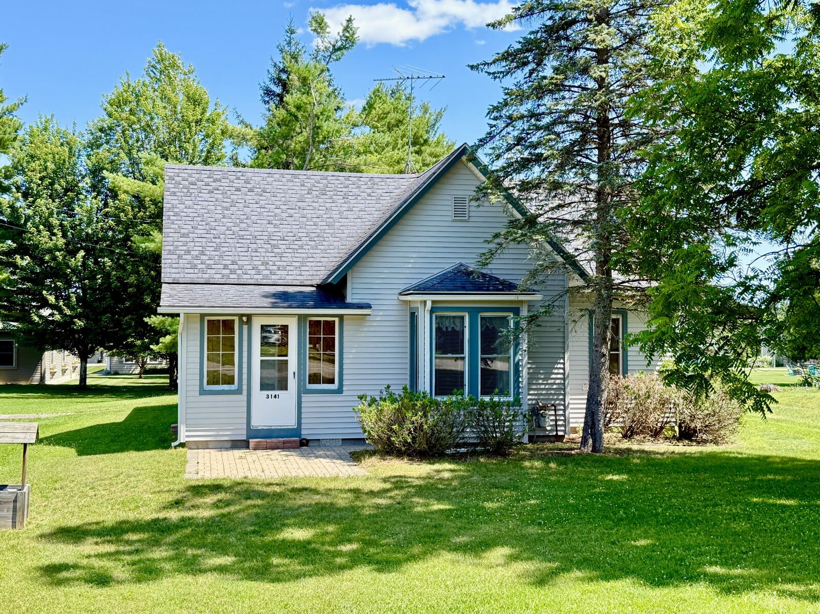 Property Photo: 3141 Gratiot Road MI 49749