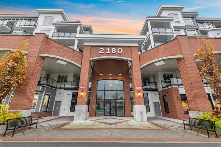 2180 Kelly Avenue 4317 — photo 1