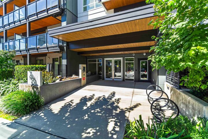 707 Como Lake Avenue 103 — photo 1