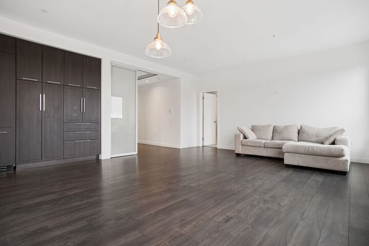 Property Photo: 6677 Cambie Street 608 BC V6P 0E6
