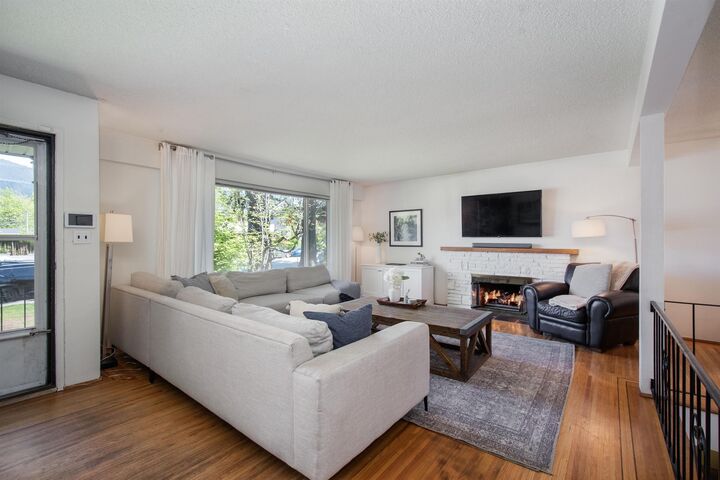 Property Photo: 361 W 19th Street BC V7M 1X7