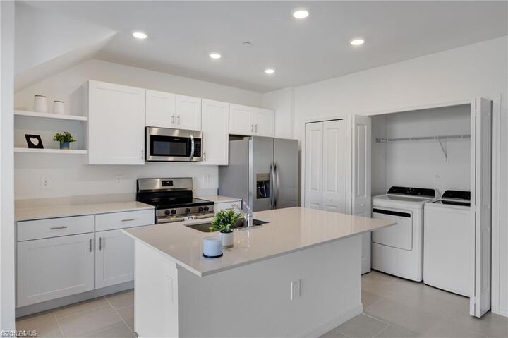 Property Photo: 4243 Caterina Ct FL 33917