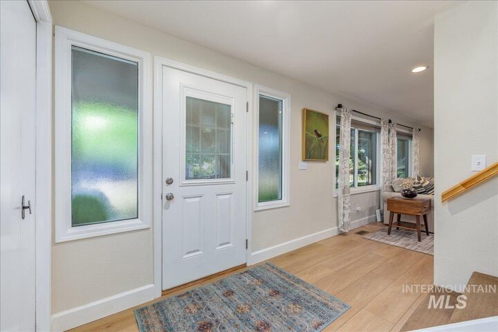 Property Photo:  1740 E Ridgecrest Dr  ID 83712 
