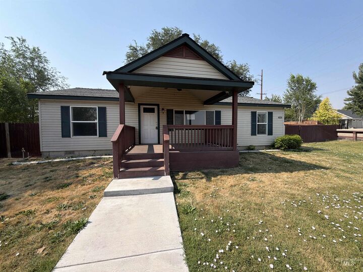 Property Photo:  4228 Happy Valley Rd  ID 83686 