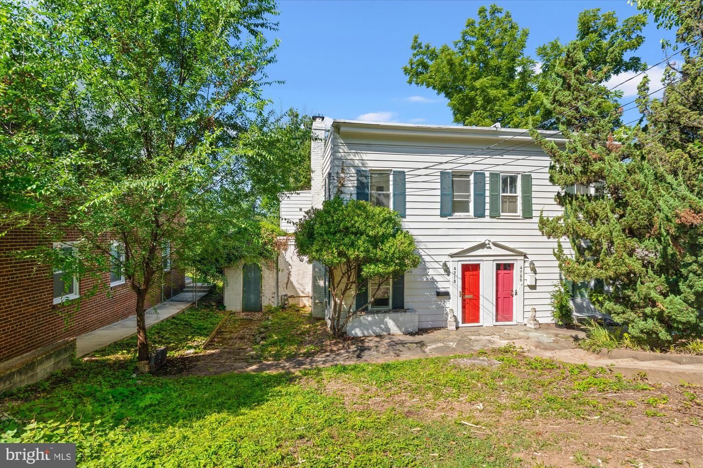 Property Photo: 4718 Reservoir Road NW DC 20007