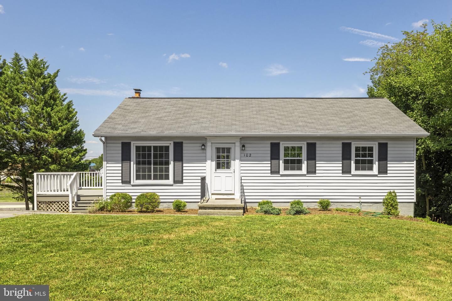Property Photo:  102 Linwood Court  VA 22655 