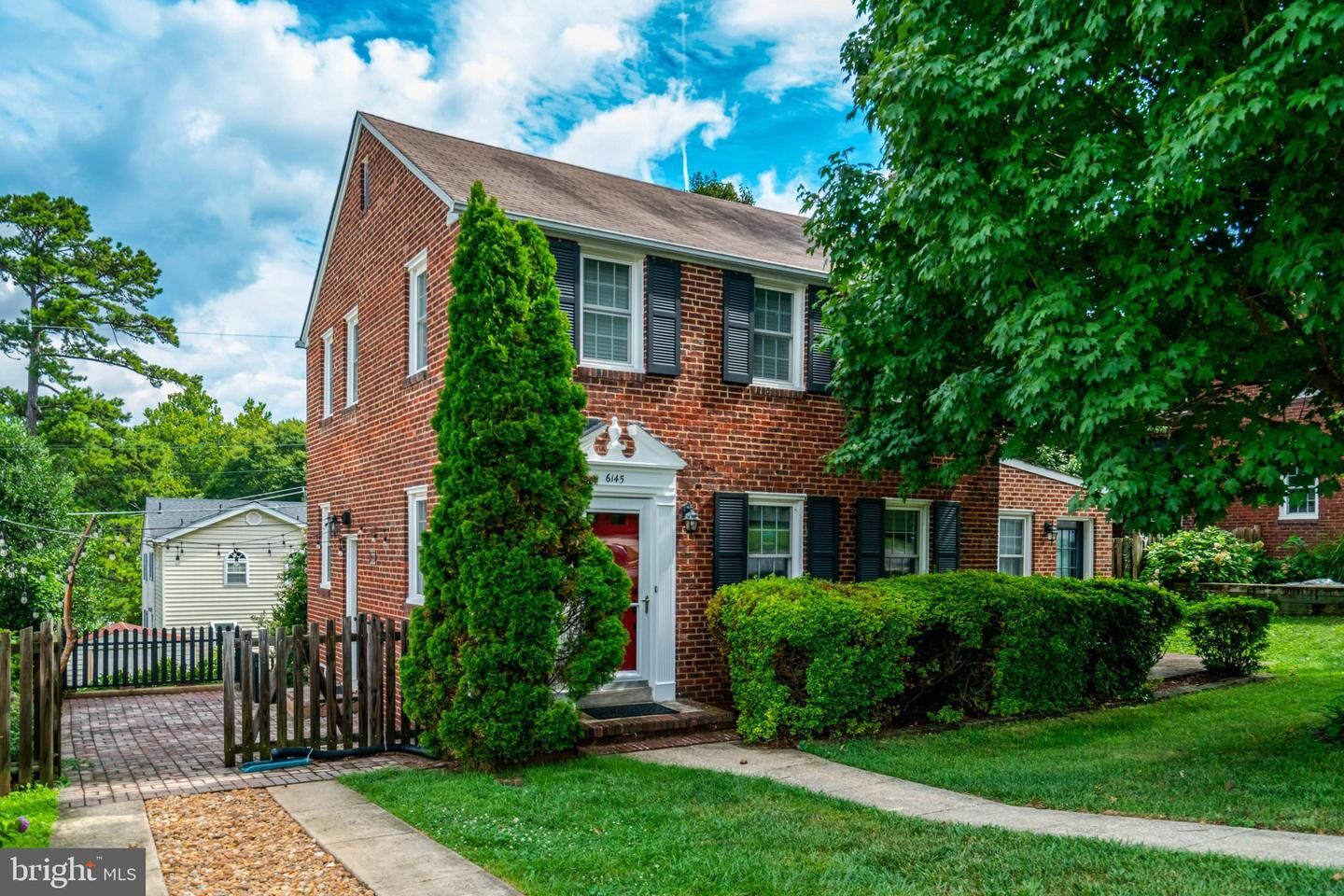Property Photo: 6145 12th Street N VA 22205