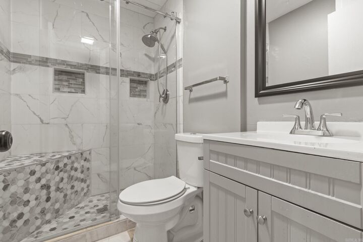 Property Photo:  31 Rosemoor Drive  AR 72209 