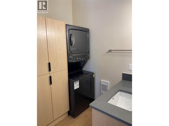 Property Photo:  611 Casley Court 2  BC V0G 1S1 