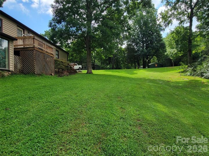 Property Photo:  7224 Right Angle Street  NC 28673 
