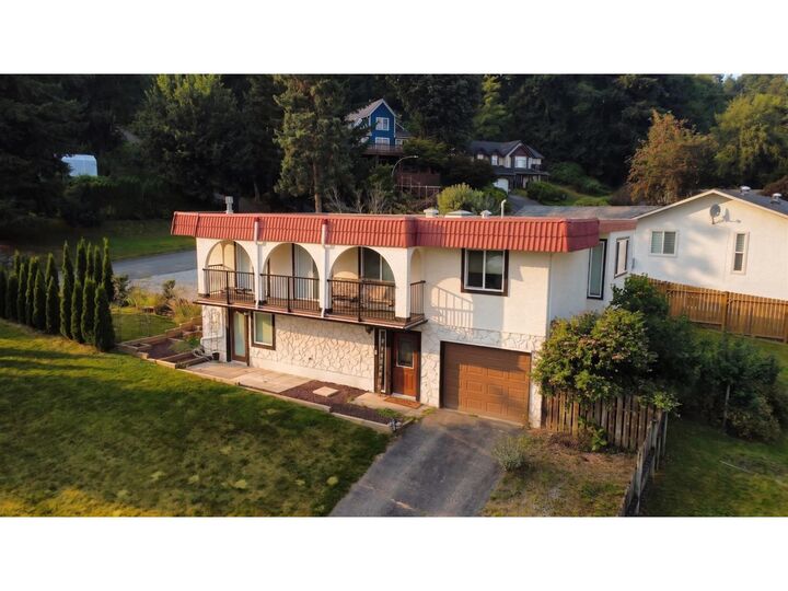 Property Photo:  34941 Douglas Avenue  BC V2V 6S3 