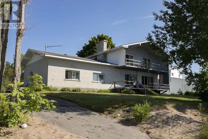 Property Photo:  463 Highway 563  ON P0S 1A0 