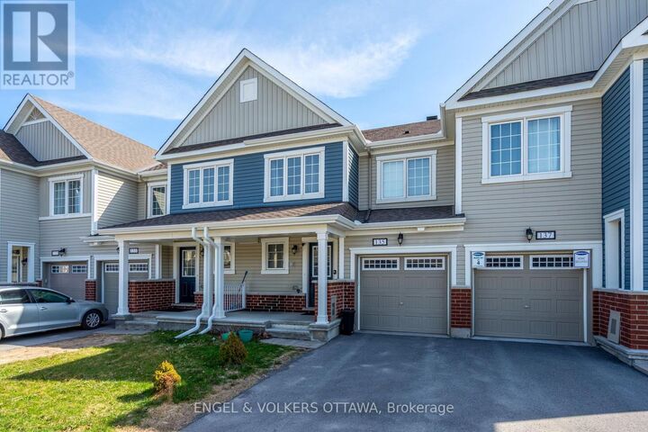 Property Photo: 135 Lanceleaf Way ON K2V 0K7