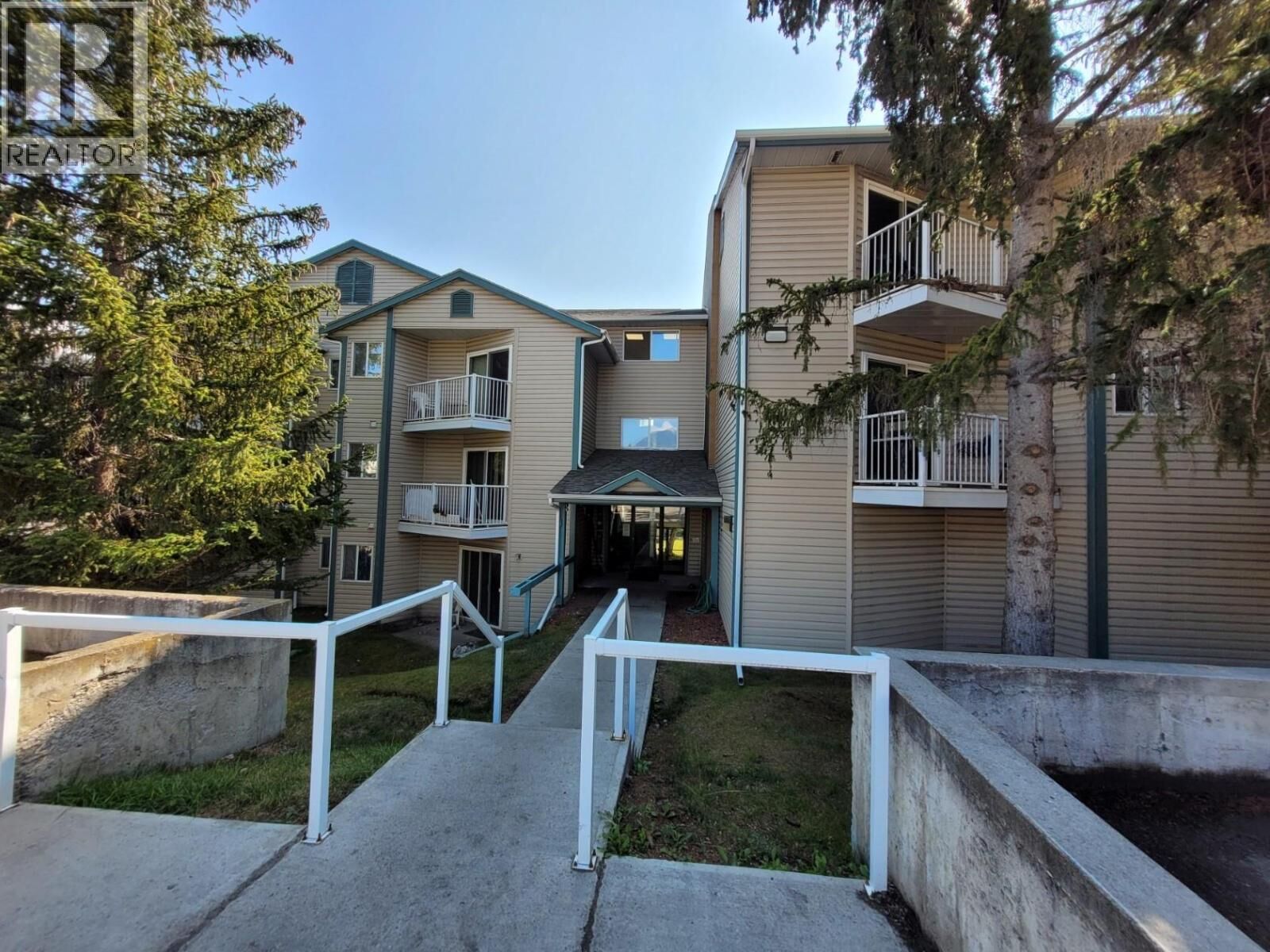 Property Photo:  501 Elk Street 314  BC V0B 1H0 