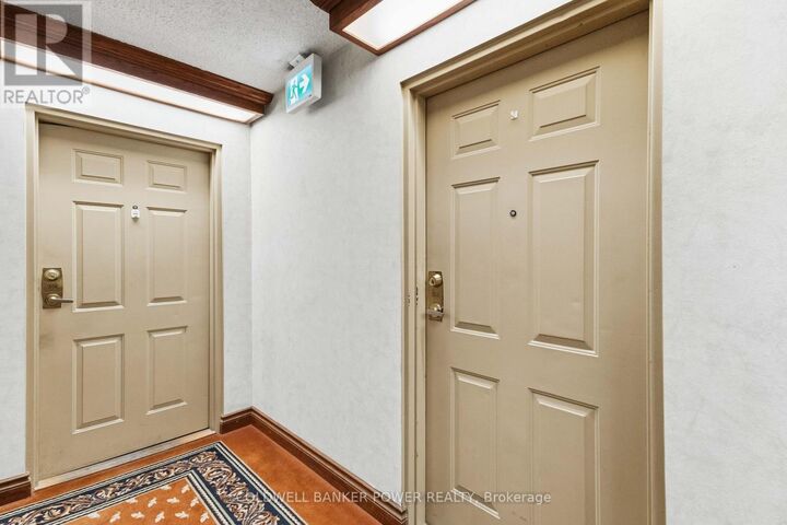 Property Photo: 323 Colborne Street 302 ON N6B 3N8