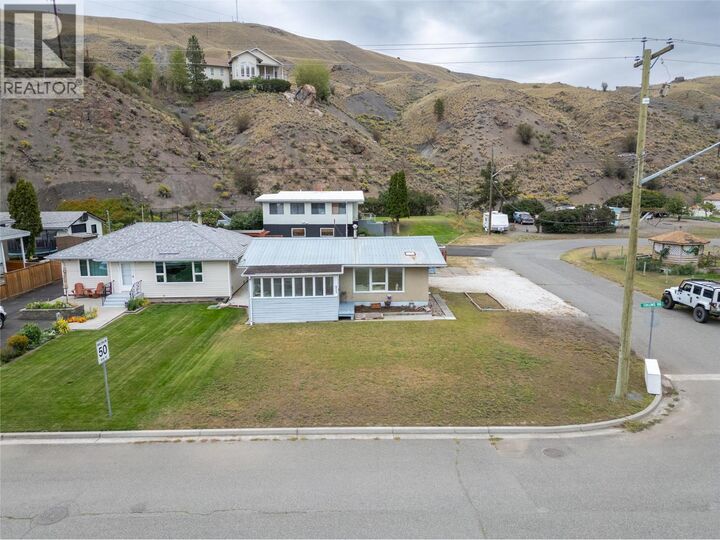911 Collins Road — photo 1