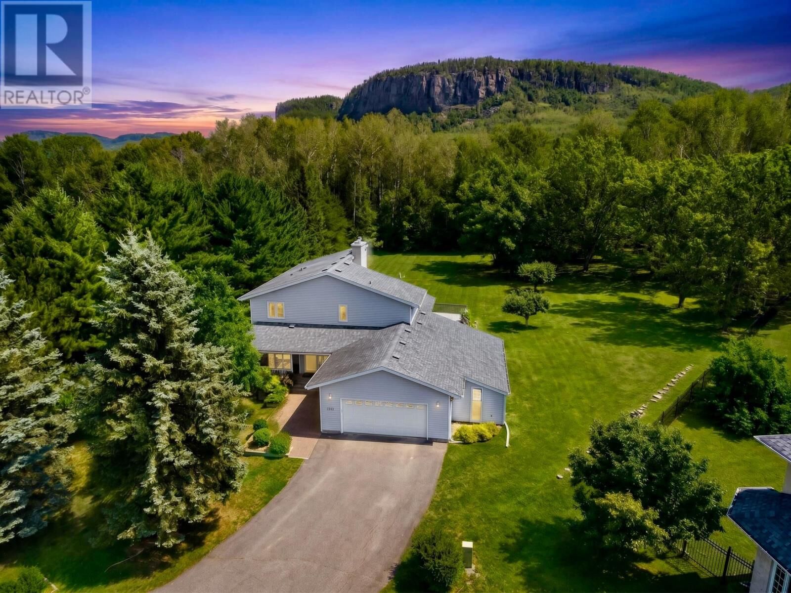 Property Photo:  4306 Oak Heights Pl  ON P7J 1A8 