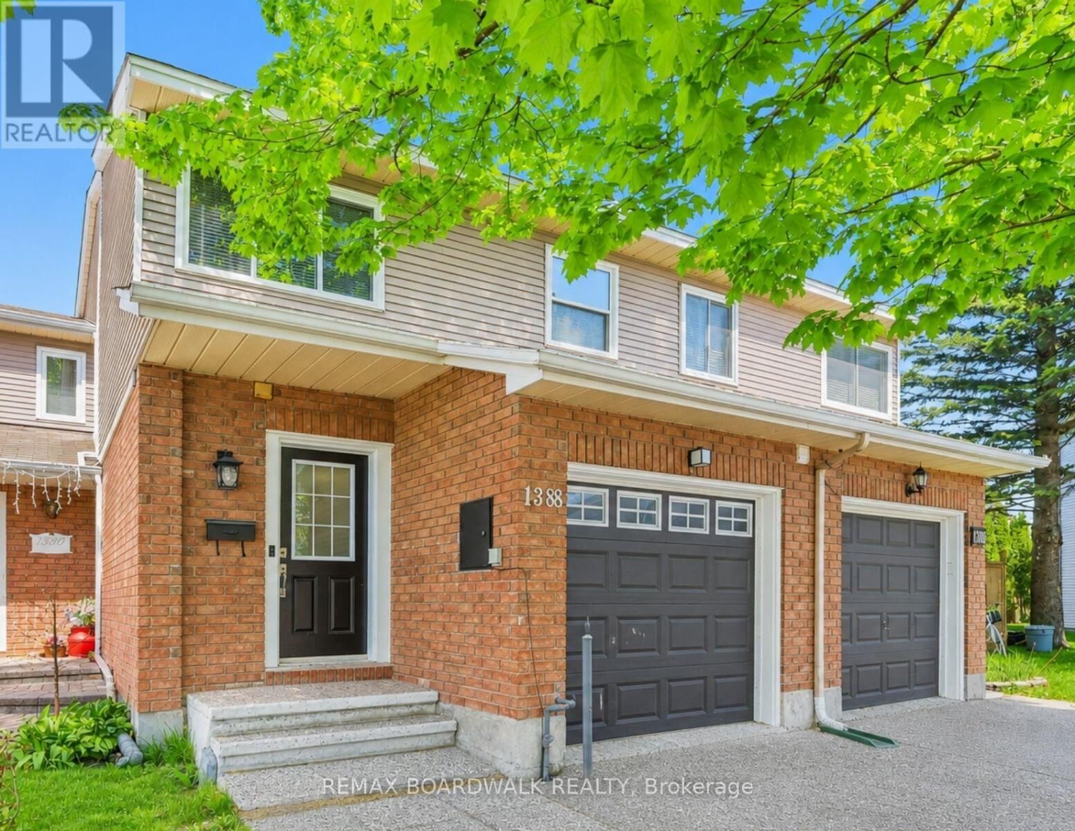 Property Photo: 1388 Beaucourt Place ON K4A 1W3