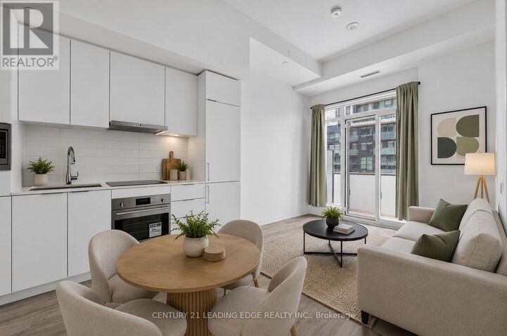 Property Photo: 7 Golden Lion Heights N908 ON M2M 0C1