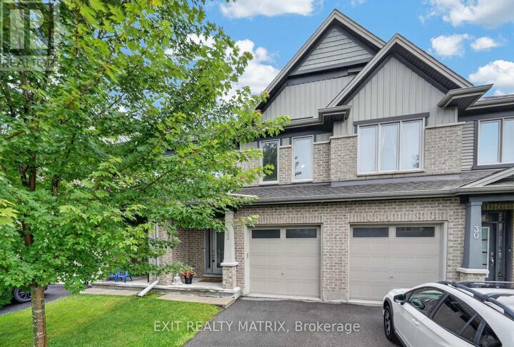 Property Photo: 32 Duncanville Street ON K4R 0E8
