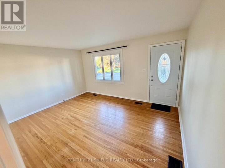 Property Photo: 15 Adam Dixon Avenue North ON K0C 1P0