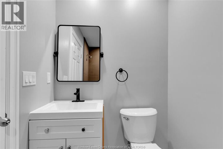 Property Photo:  946 Howard Avenue 1&Amp2  ON N9A 1S5 