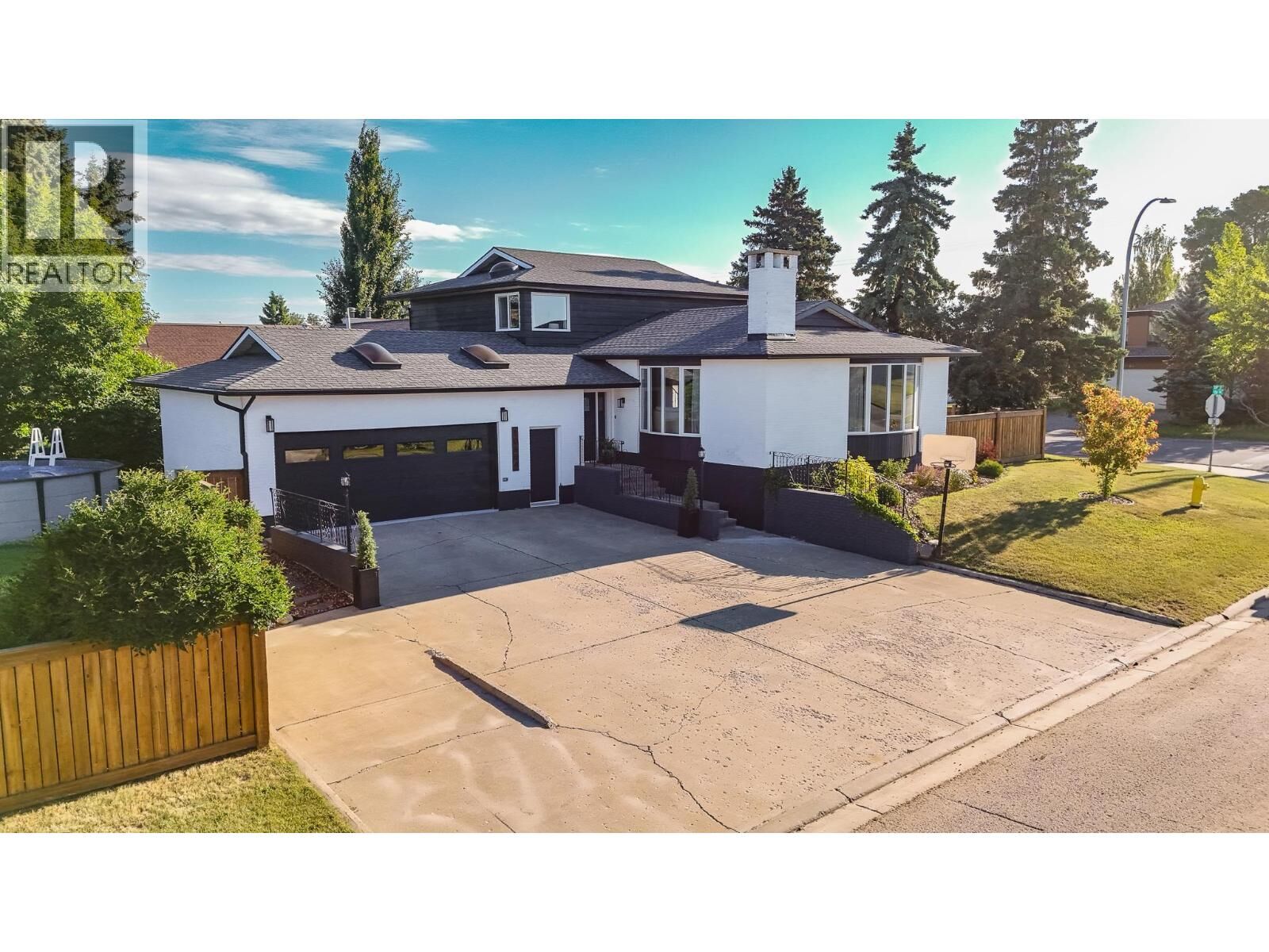 Property Photo: 10604 106 Avenue BC V1J 6E1