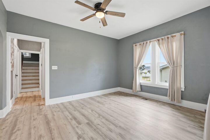Property Photo: 310 N William Street IA 52041