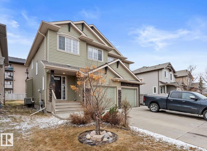 Property Photo: 45 Meadowview Court AB T7X 0A6