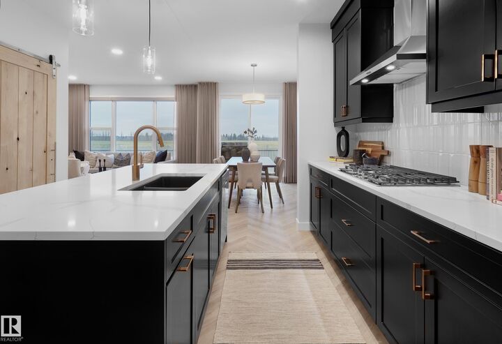 Property Photo:  1124 Cristall Crescent SW  AB T6W 5S9 