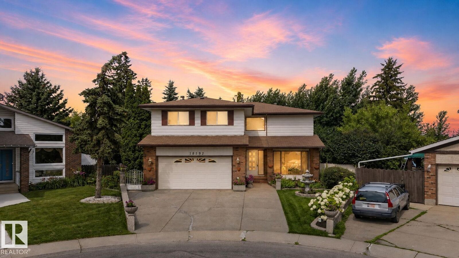 Property Photo: 18132 78 Avenue NW AB T5T 2A7