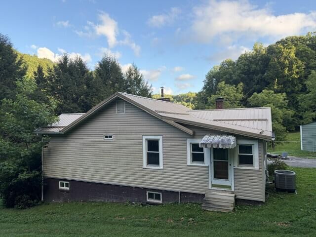 Property Photo:  3900 Wilderness Hwy  WV 26679 