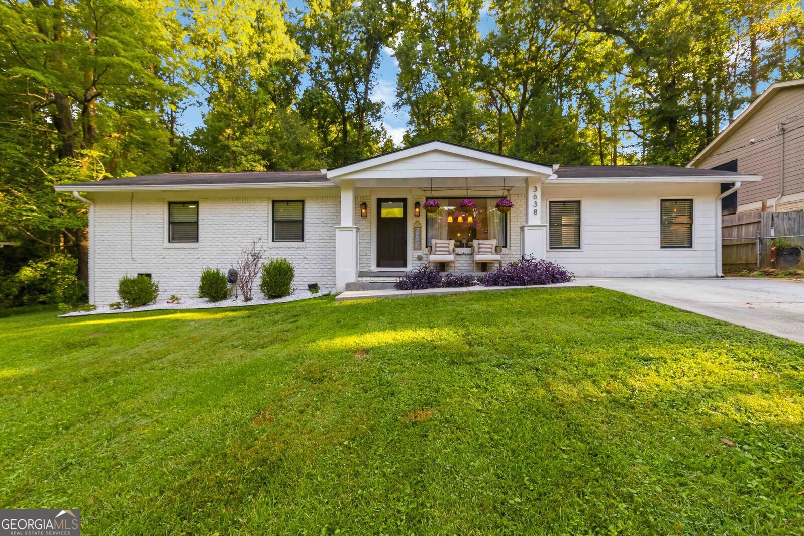 Property Photo: 3638 Sheffield Place GA 30084