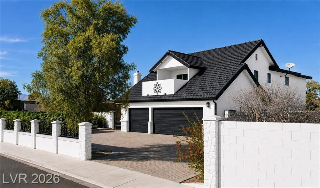 Property Photo: 3200 South Oakey Boulevard NV 89102