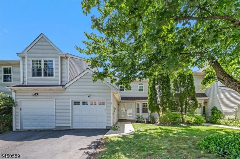Property Photo: 107 Choctaw Ridge Rd NJ 08876