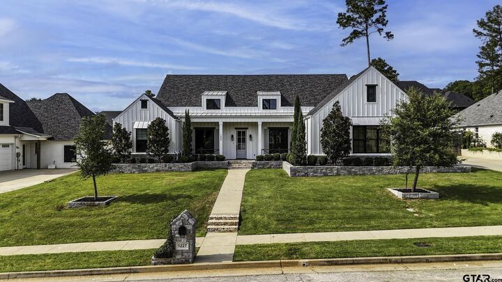 Property Photo: 1227 Colt Ln TX 75703