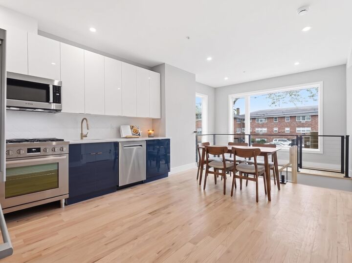 Property Photo: 437 Ogden Ave 1R NJ 07307