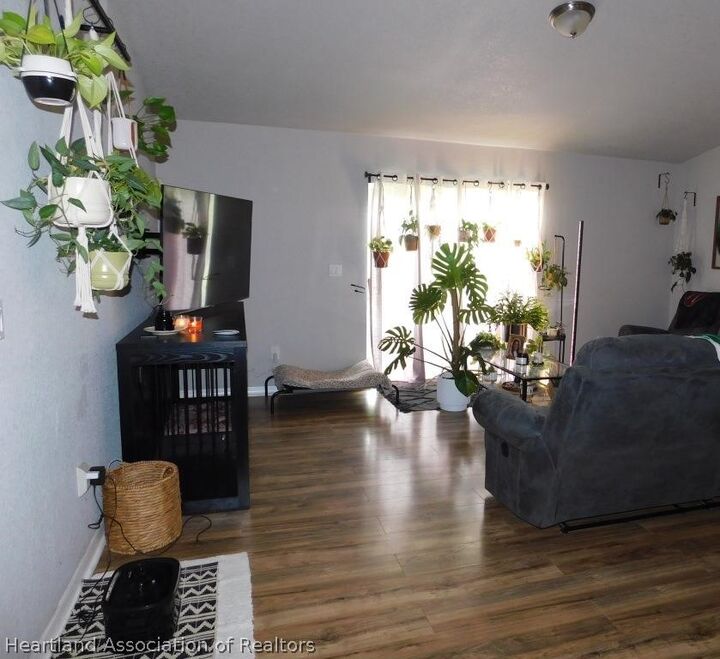 Property Photo: 5951 Virtudes Street FL 33872